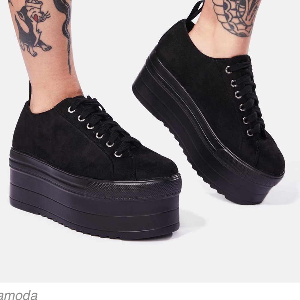 Platform Sneaker